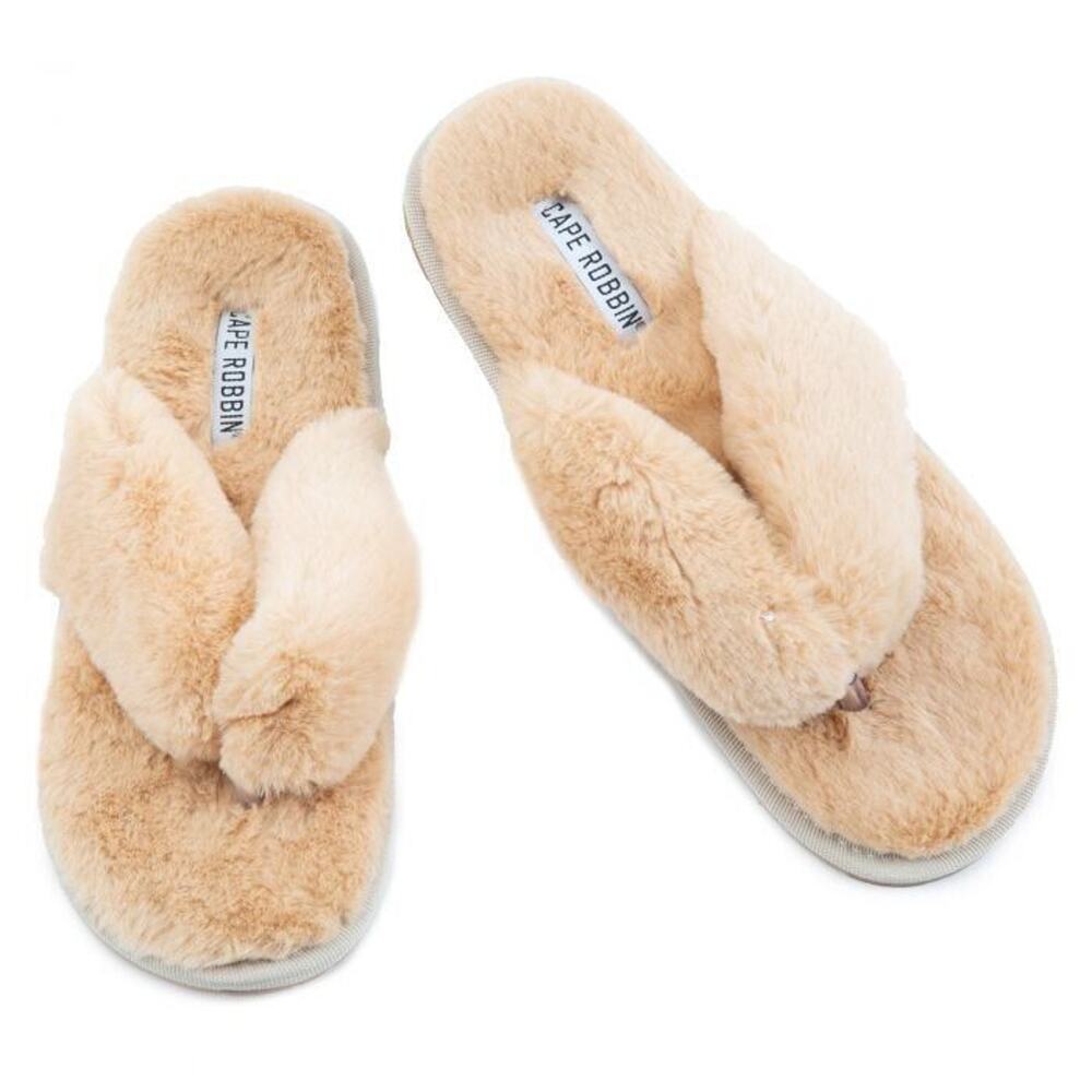 CAPE ROBBIN Comfort-Shi Fur Sandals Women – Nude Size 6W New in Box